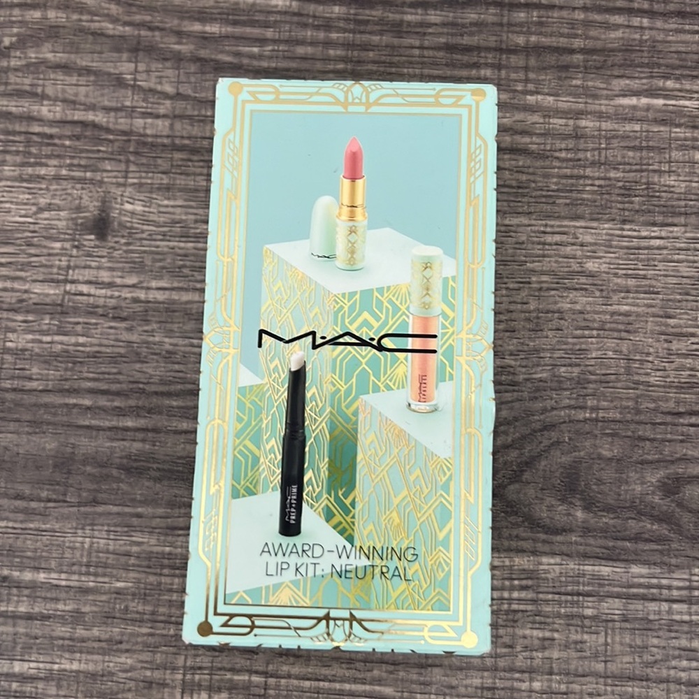 MAC 3PC Fullsize Neutral Award Winning Lipstick